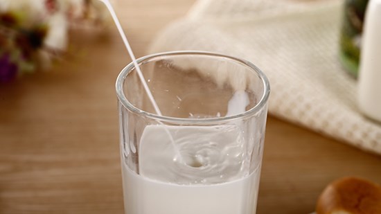 寶寶嗆奶了要怎么辦？