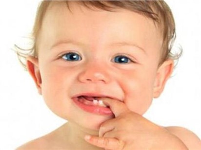 寶寶遲遲不出牙，是不是缺鈣？